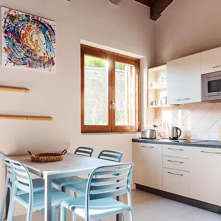 Borgo Del Bambu مزرعة للإقامة Perito