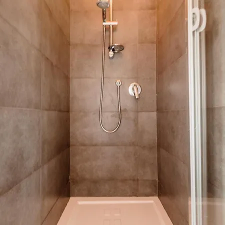 Borgo Del Bambu مزرعة للإقامة Perito