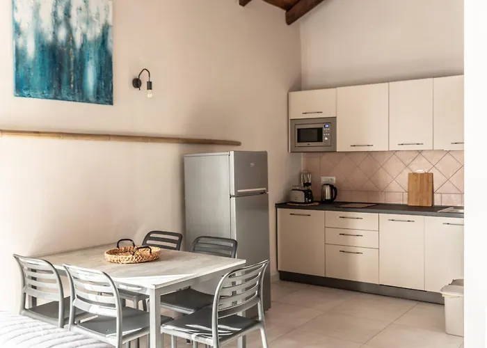 Borgo Del Bambu ファームステイ Perito